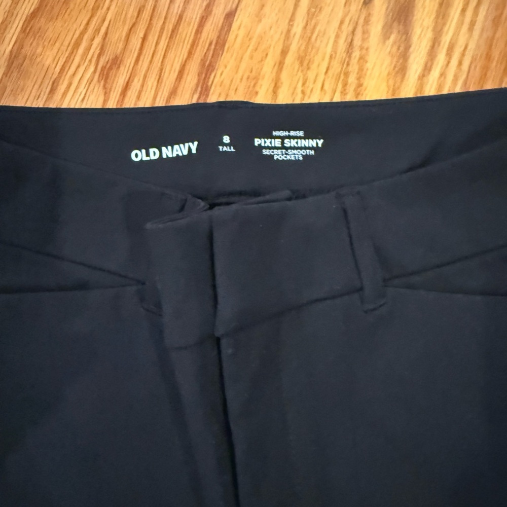 Old Navy Midnight Black Pixie Pants - image 3